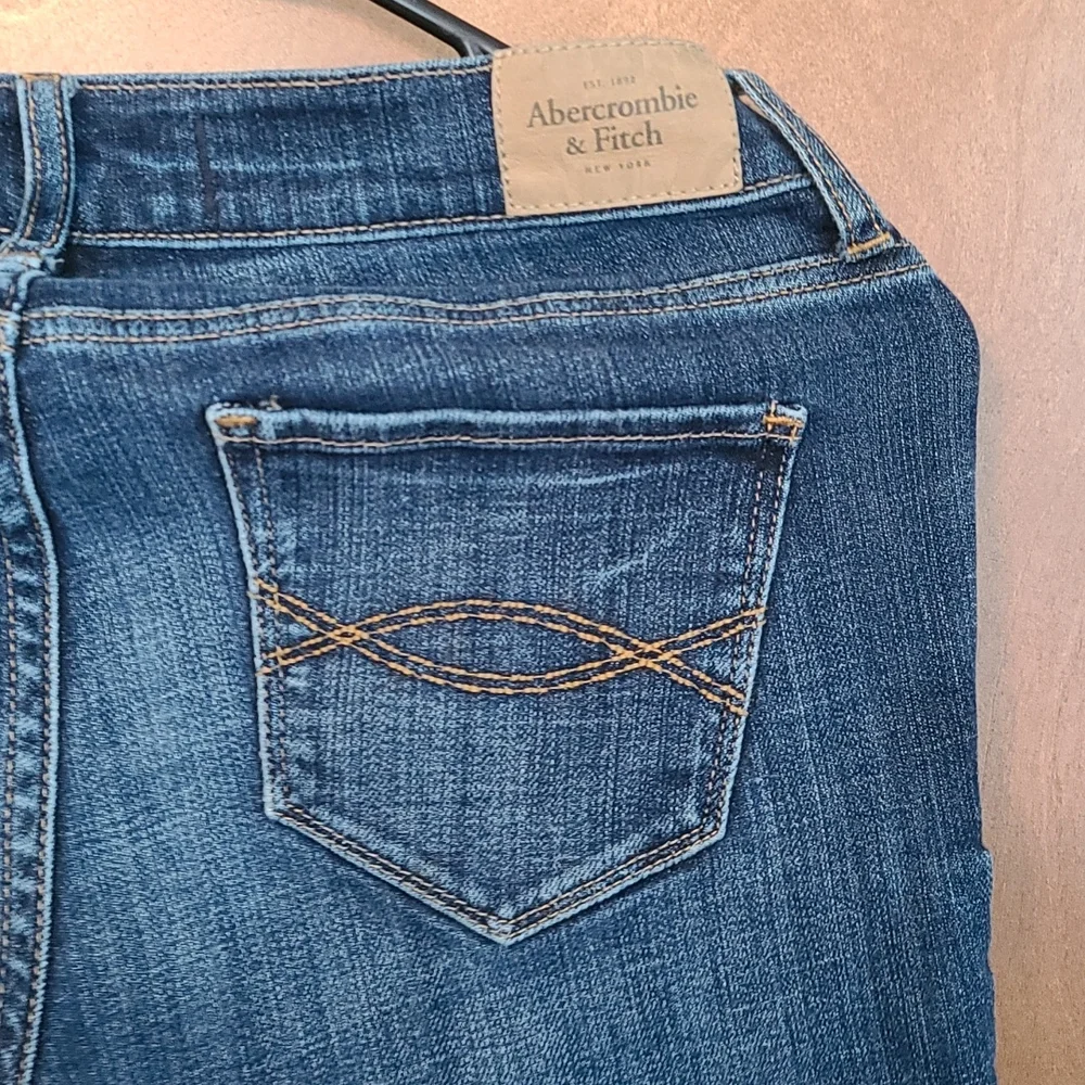 A&F jeans - Picture 3 of 5